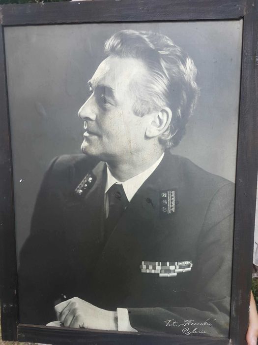 Obraz FOTOGRAFIA PRL Portret Mężczyzny w Mundurze GÓRNICZYM rama 30x41