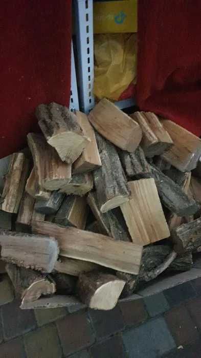 Дрова  метровые акация дуб покол для камина в Одессе