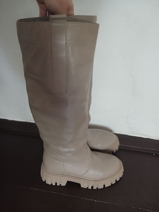 Шкіряні   чоботи