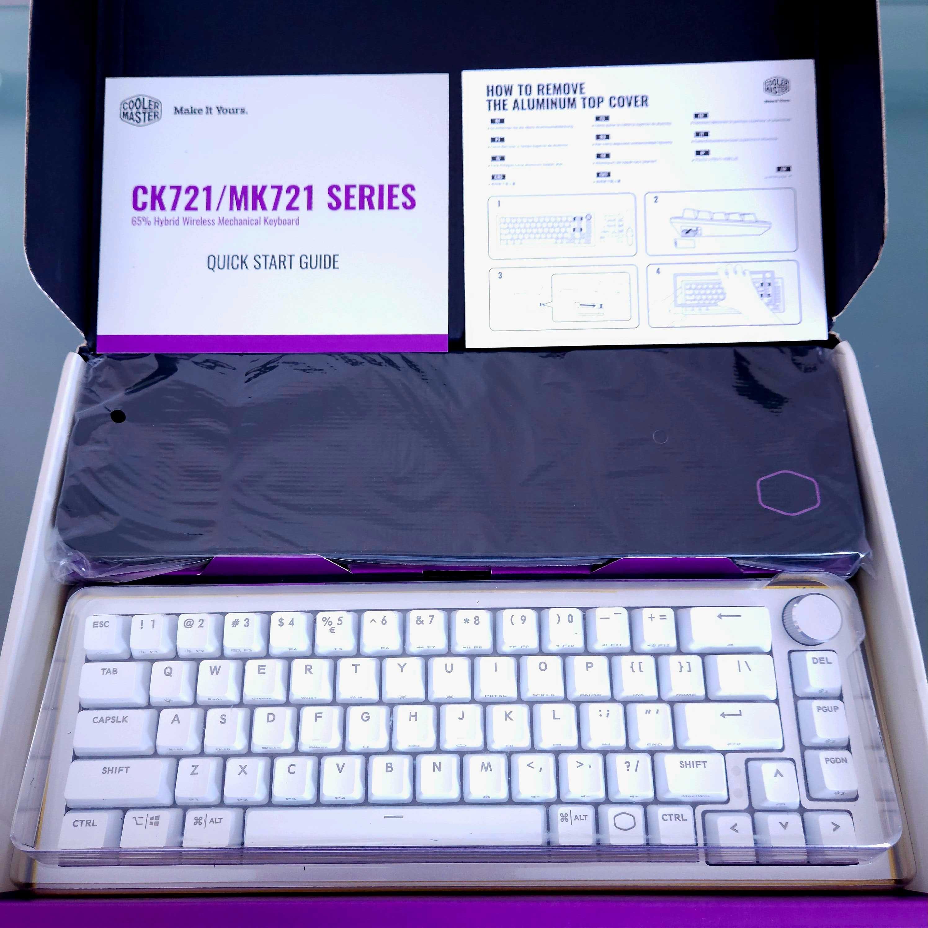 Бездротова механічна клавіатура Cooler Master CK721 RGB 65% Silver-Wht