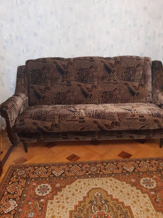 Продам диван, раскладной -книжка