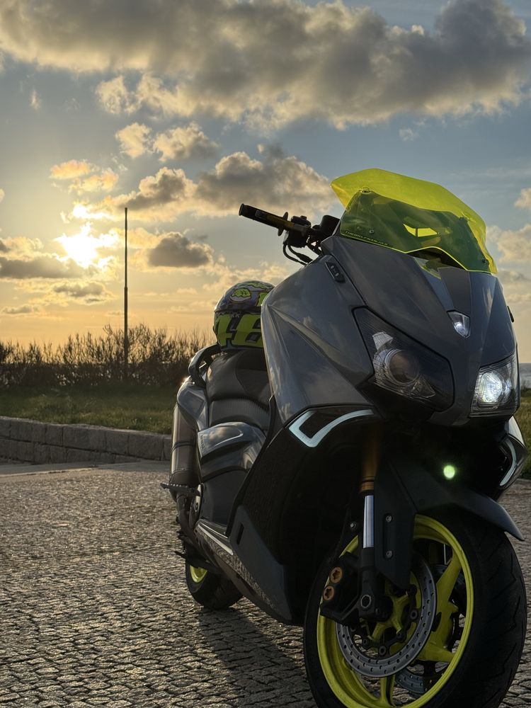 Vendo Yamaha Tmax 530