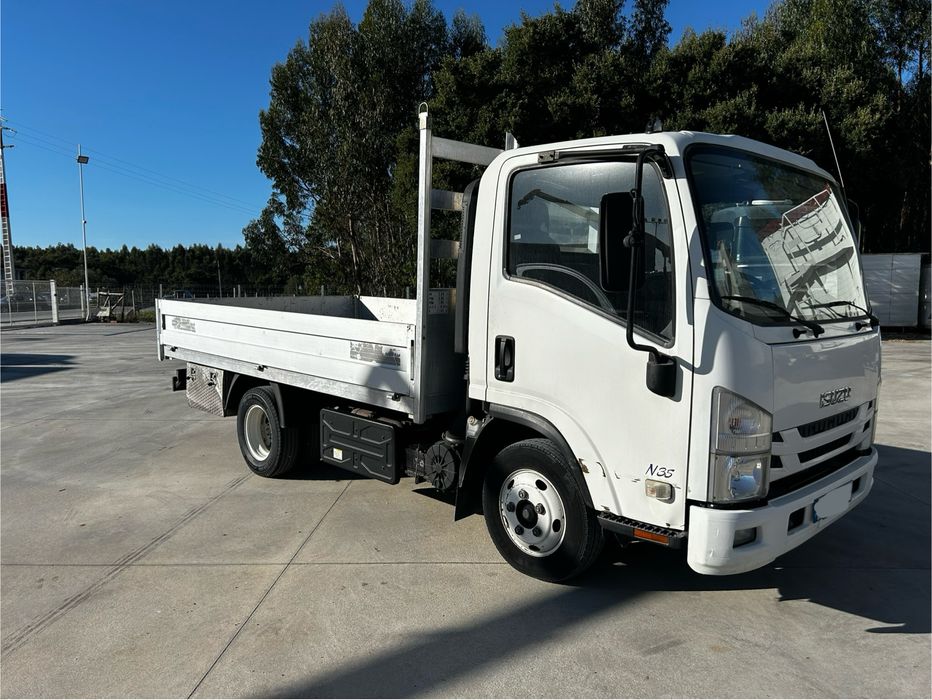 Isuzu n35 carroçaria em aluminio