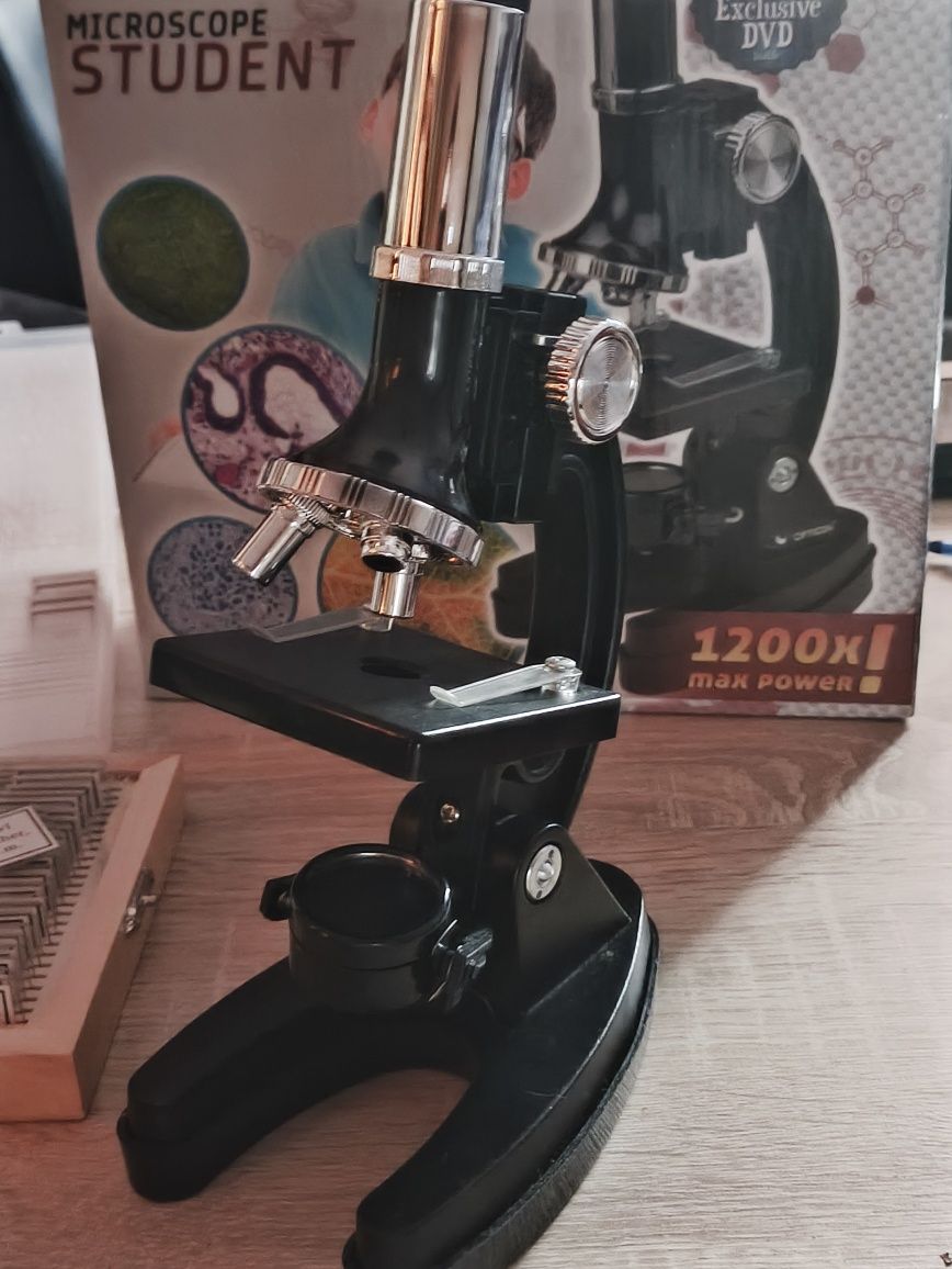 Mikroskop Opticon student.