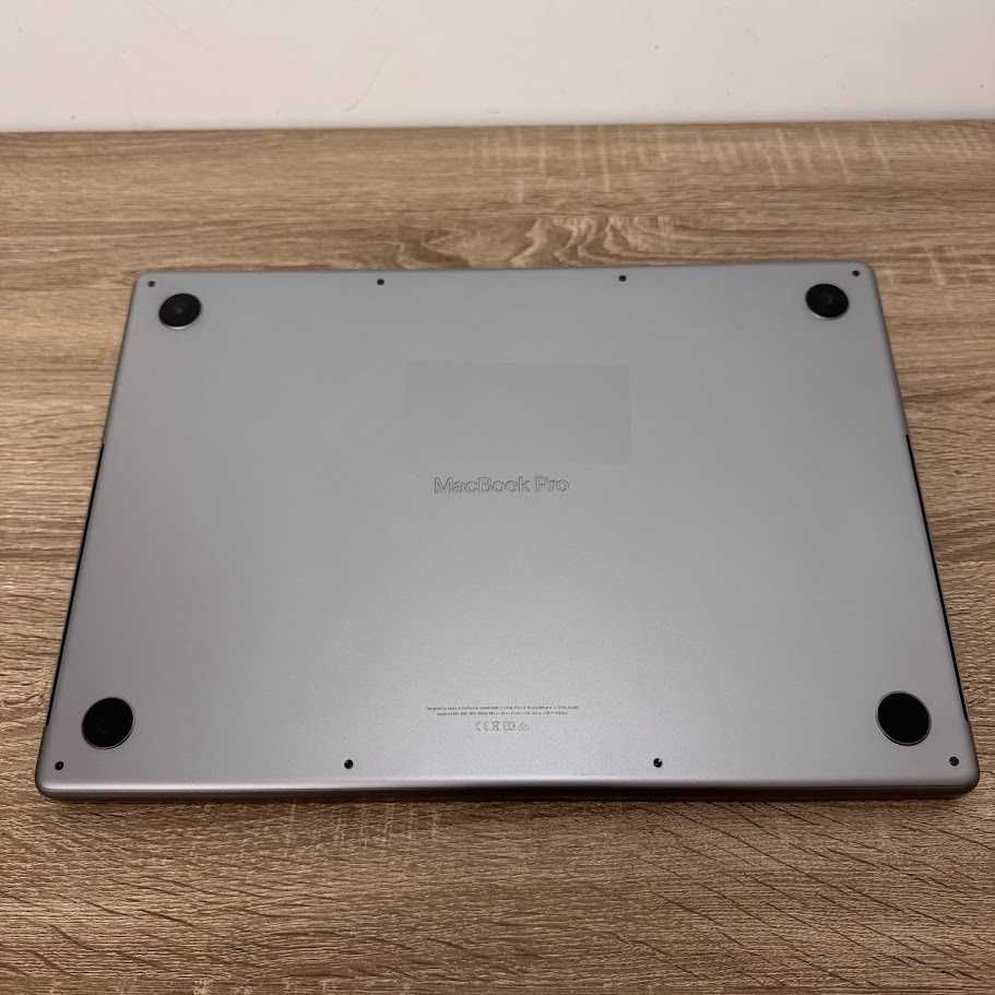 Macbook Pro 16" 2021 A2485 M1 Pro / 32Gb DDR5 / SSD 512Gb (код:M0570)