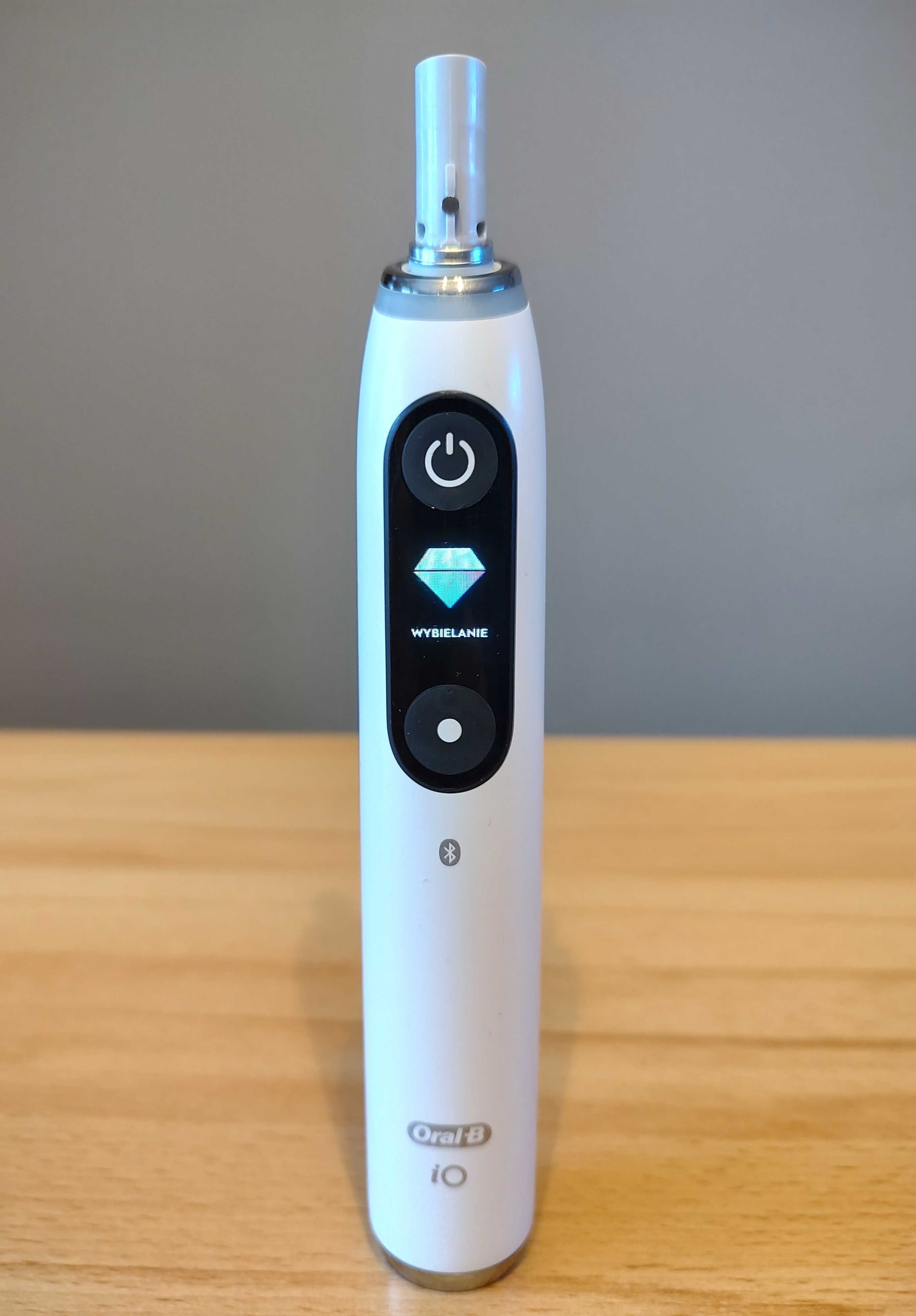 Oral-B iO Series 9 White Alabaster