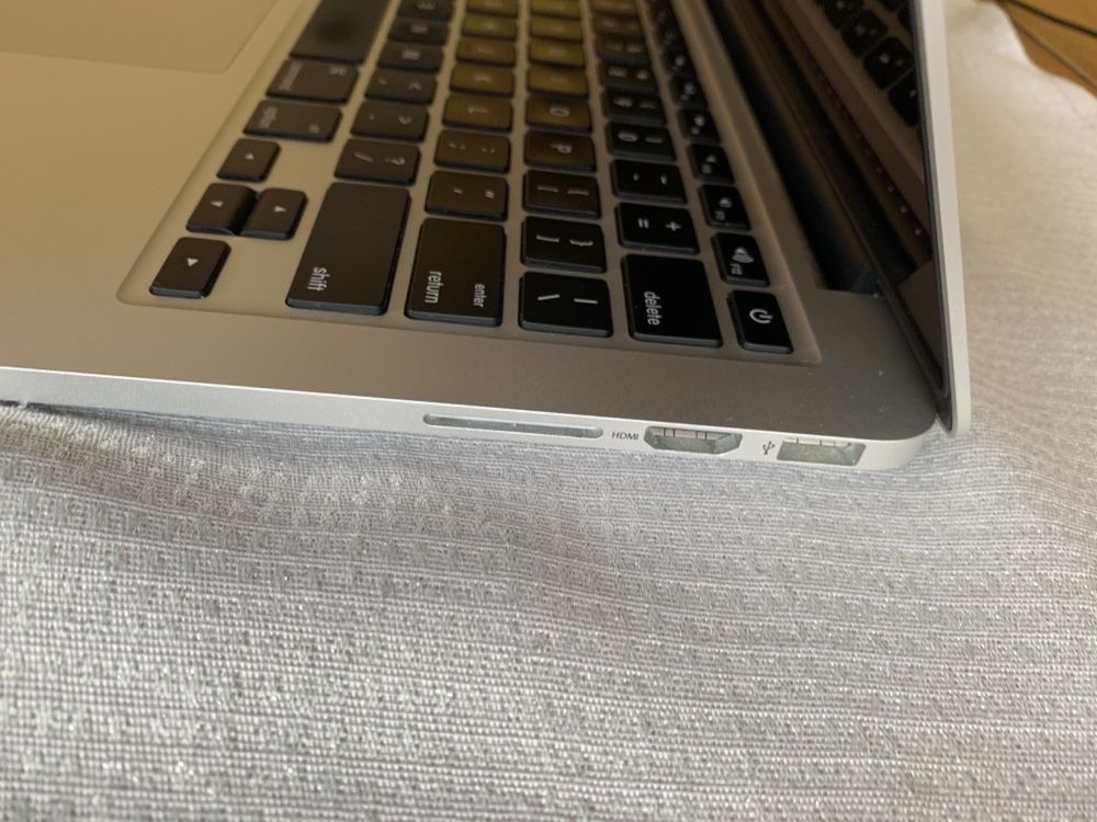 Macbook pro 13 early 2015 i7  zadbany