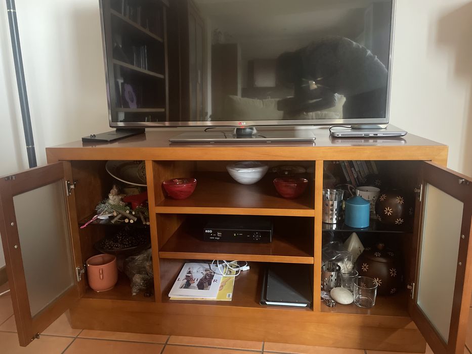 Móvel para televisão