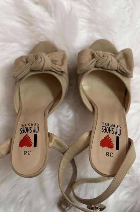 SEASIDE - Sandalias Altas c/ Plataforma Bege em pele de pessego