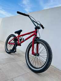 Rower Bmx Mongoose L60