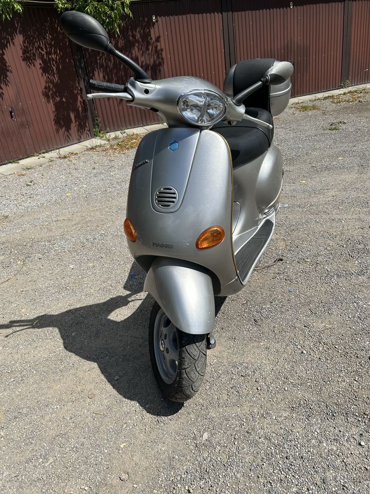 Skuter Piaggio Vespa 125