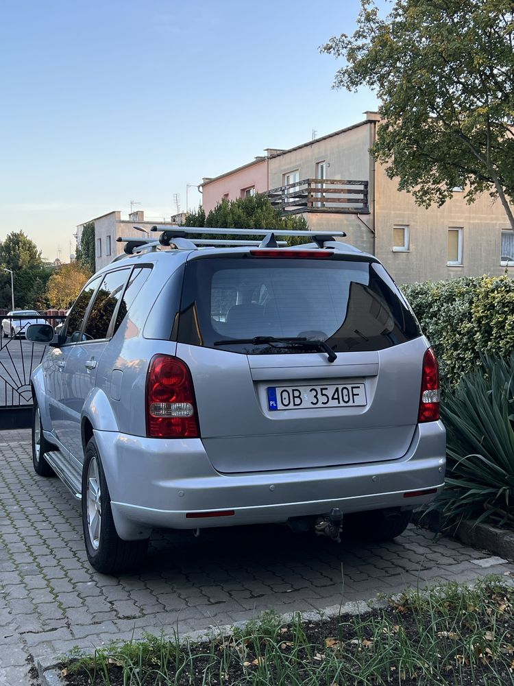 SsangYong Rexton, w bardzo dobrym stanie.