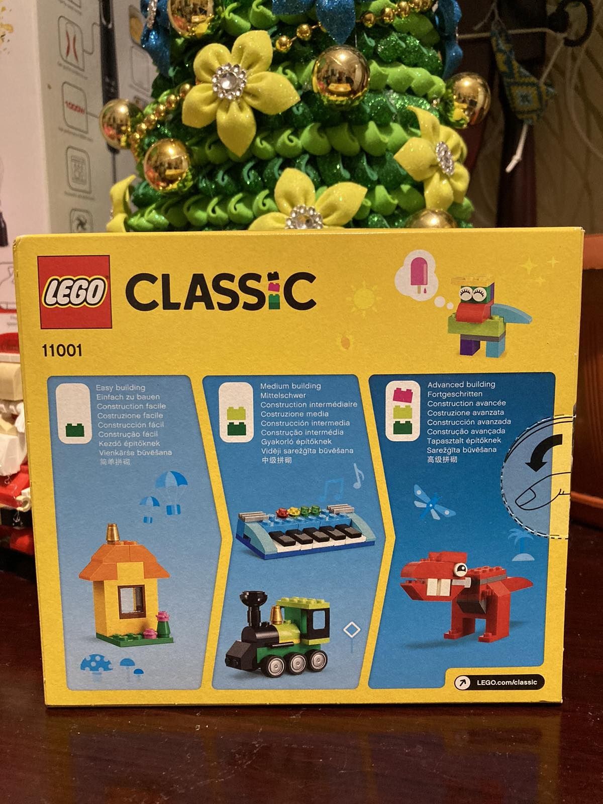 Продам конструктор LEGO Classic 11001