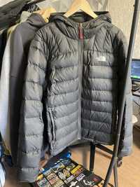 Микропуховик The North Face L размер