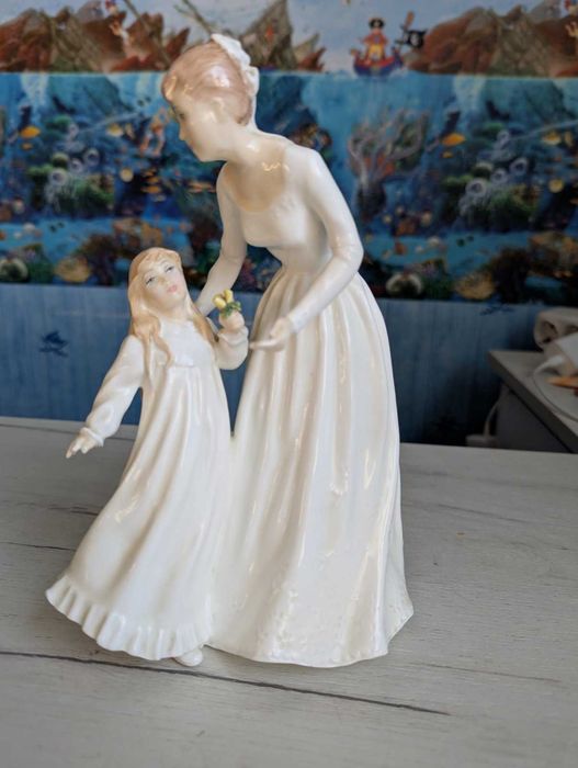 Порцелянові статуетки Royal Doulton Just For You Charlotte Emma фарфор