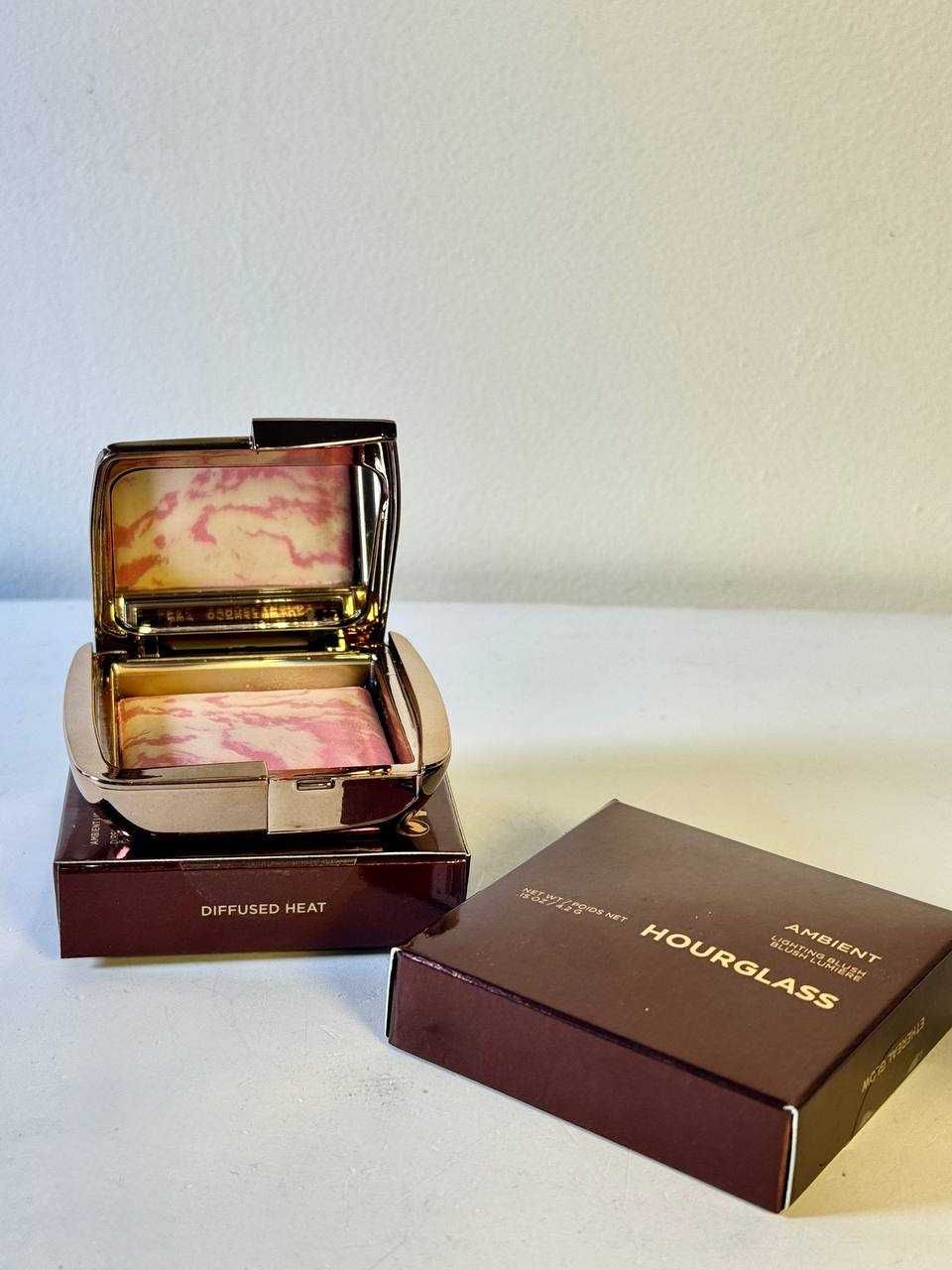 Рум'яна Hourglass Ambient™ Lighting