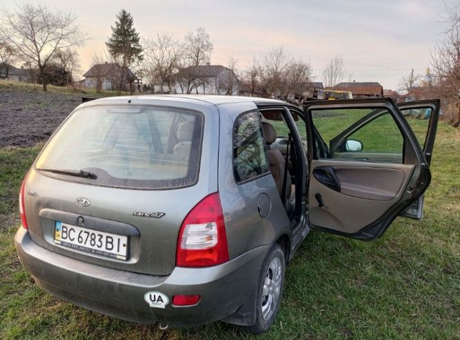 Продається лада калина