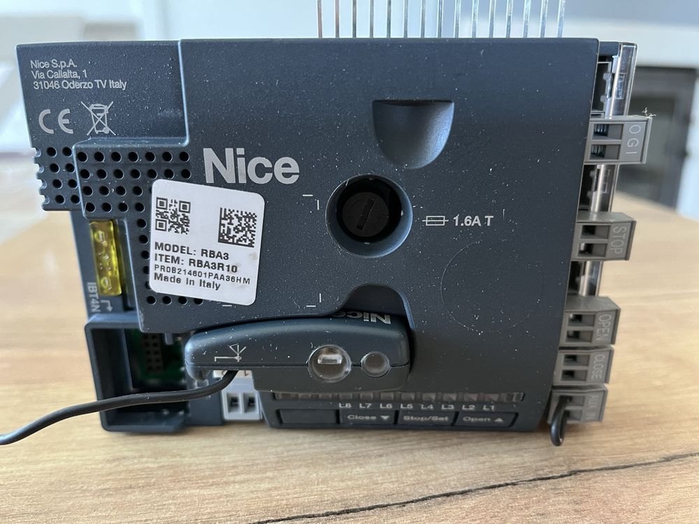 Centrala sterujaca Nice SPRBA3R10