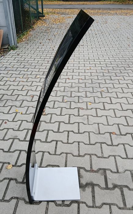 Solidny stojak informacyjny podłogowy  czarny