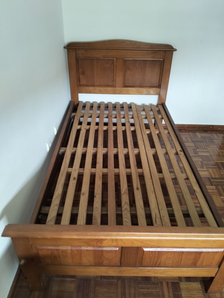 Cama de solteiro