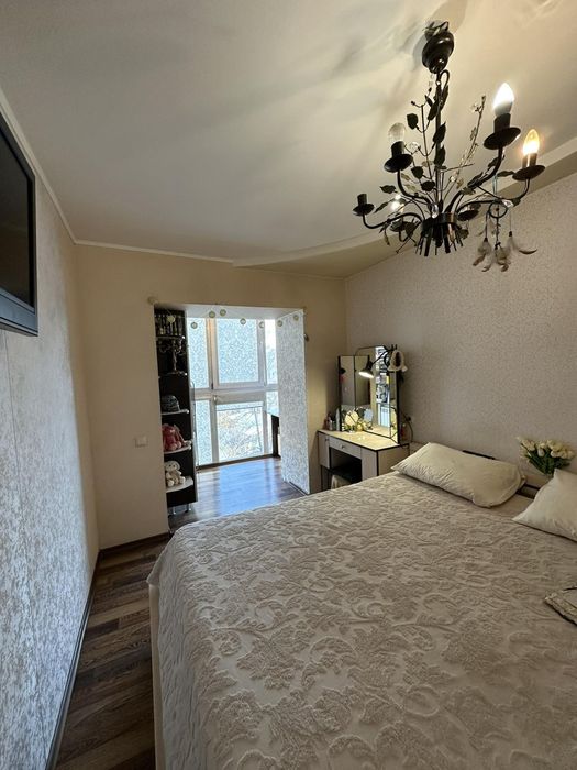 Продам 2кв Виставка  5/9,50м 54000₴ Без АгенскихТерміново