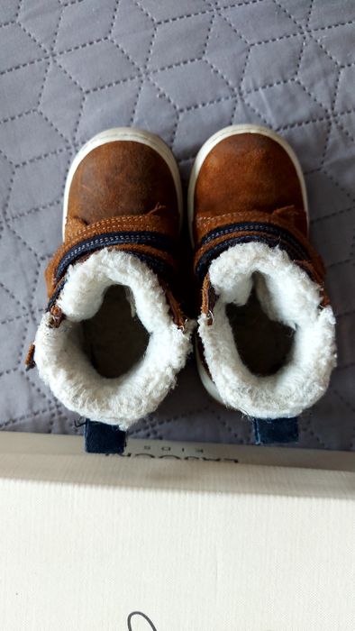 Buty chlopiece zimowe, rozmiar 22