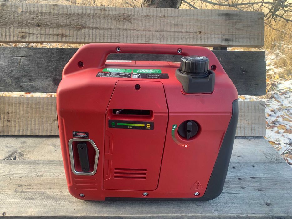 Інверторний генератор A-iPower SC1400i в неробочому стані