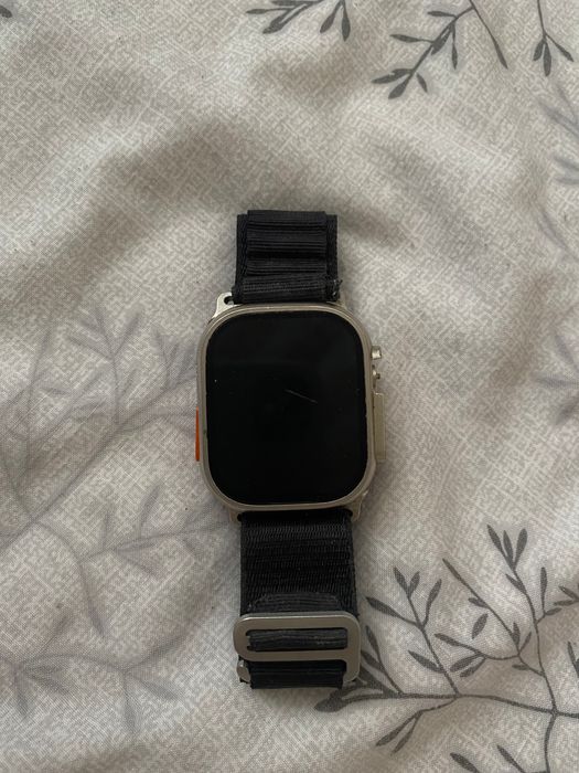 Apple Watch Ultra, 49mm Titanium Case and Sapphire Crystal