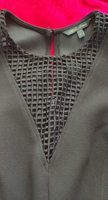 Elegancka czarna sukienka