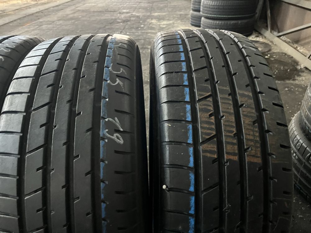 Продам гуму 225 55 19 toyo