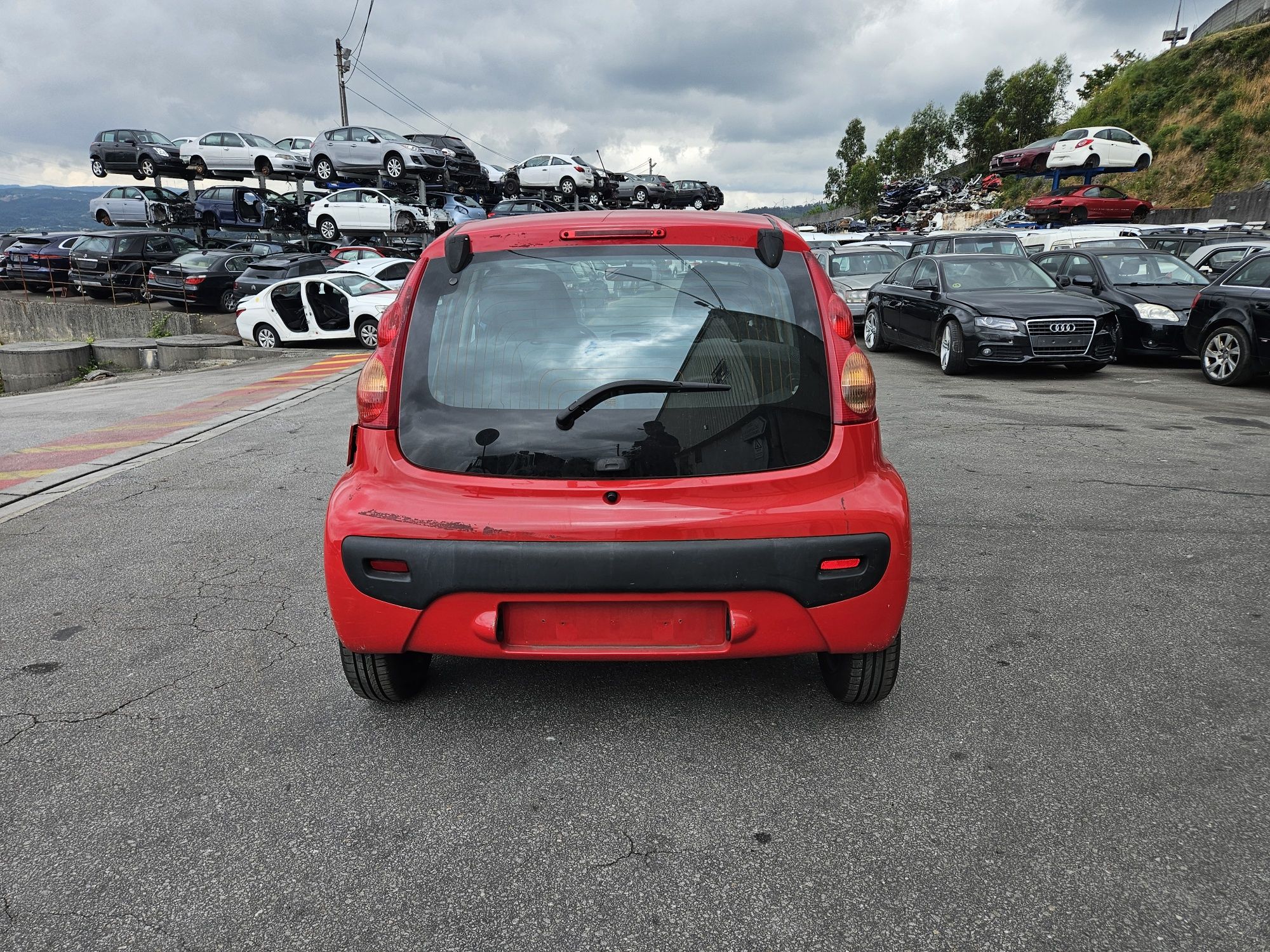 Peugeot 107 1.0i de 2007 cx automática para peças