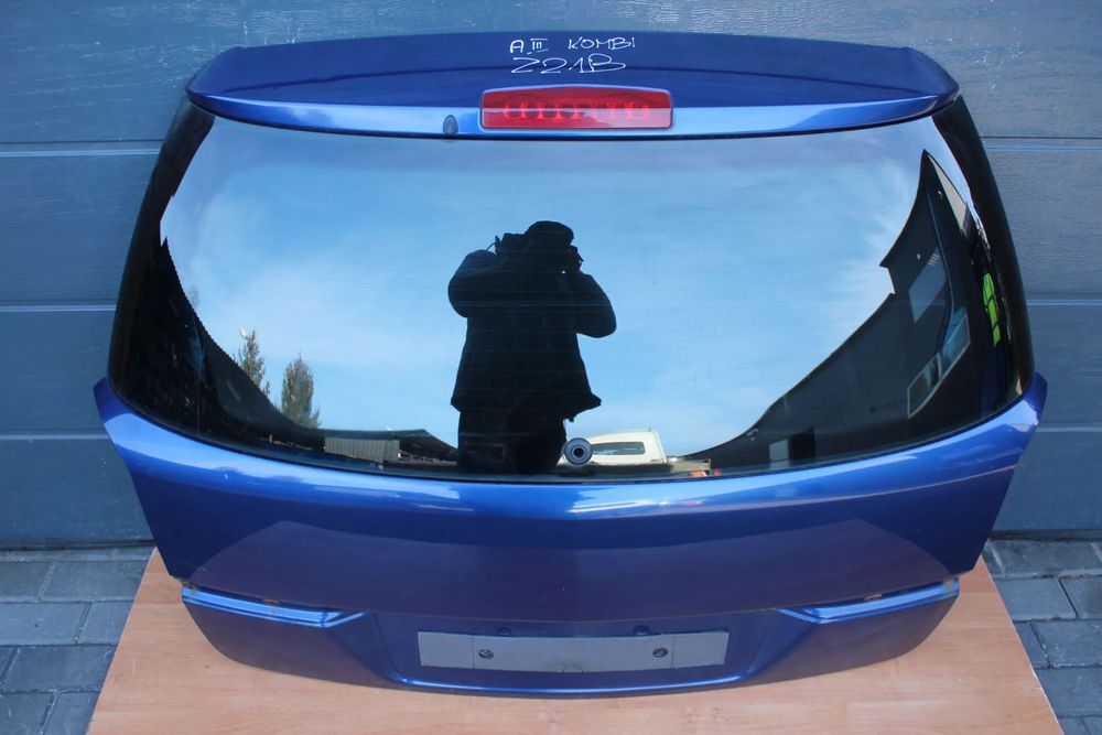 KLAPA BAGAŻNIKA OPEL ASTRA H KOMBI Z21B