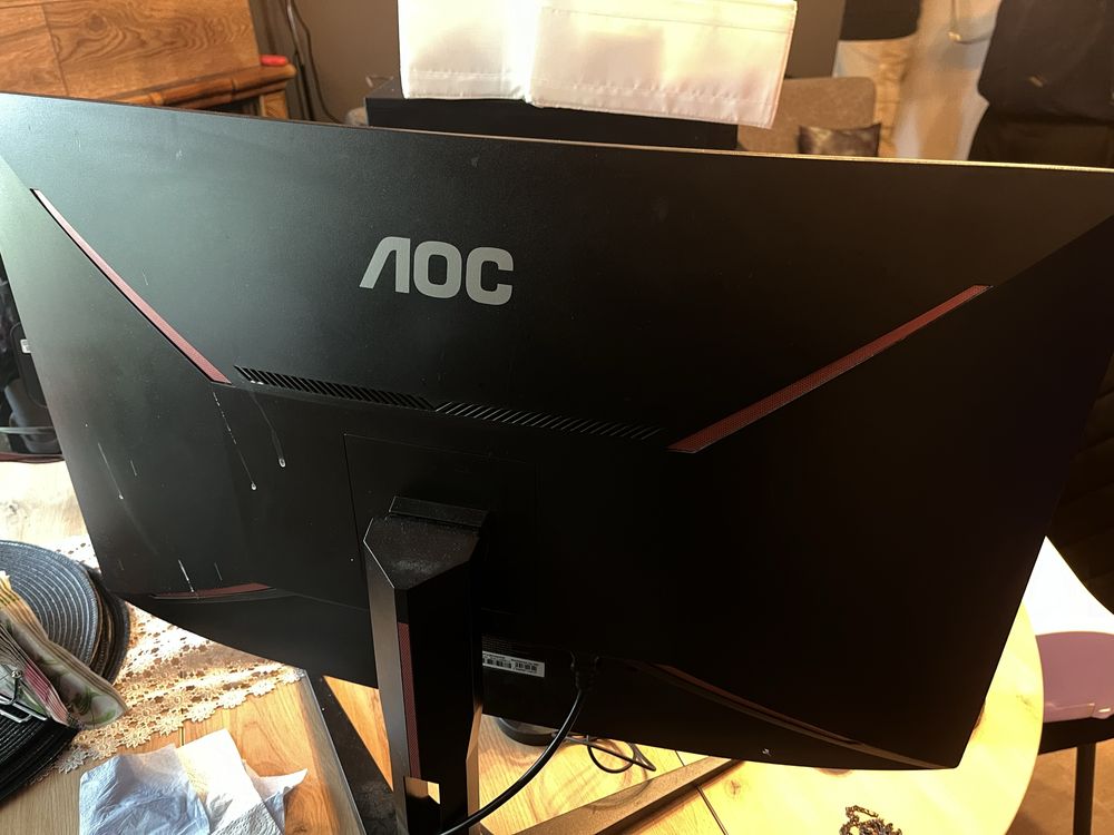 zakrzywiony monitor AOC C32G1