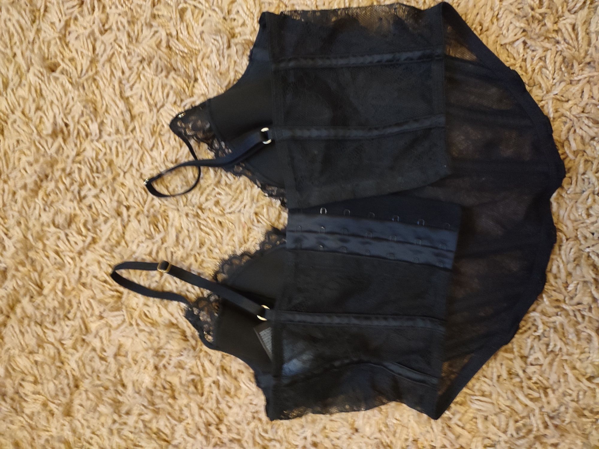 Як новий топ h&m. Корсет h&m. Топик h&m.