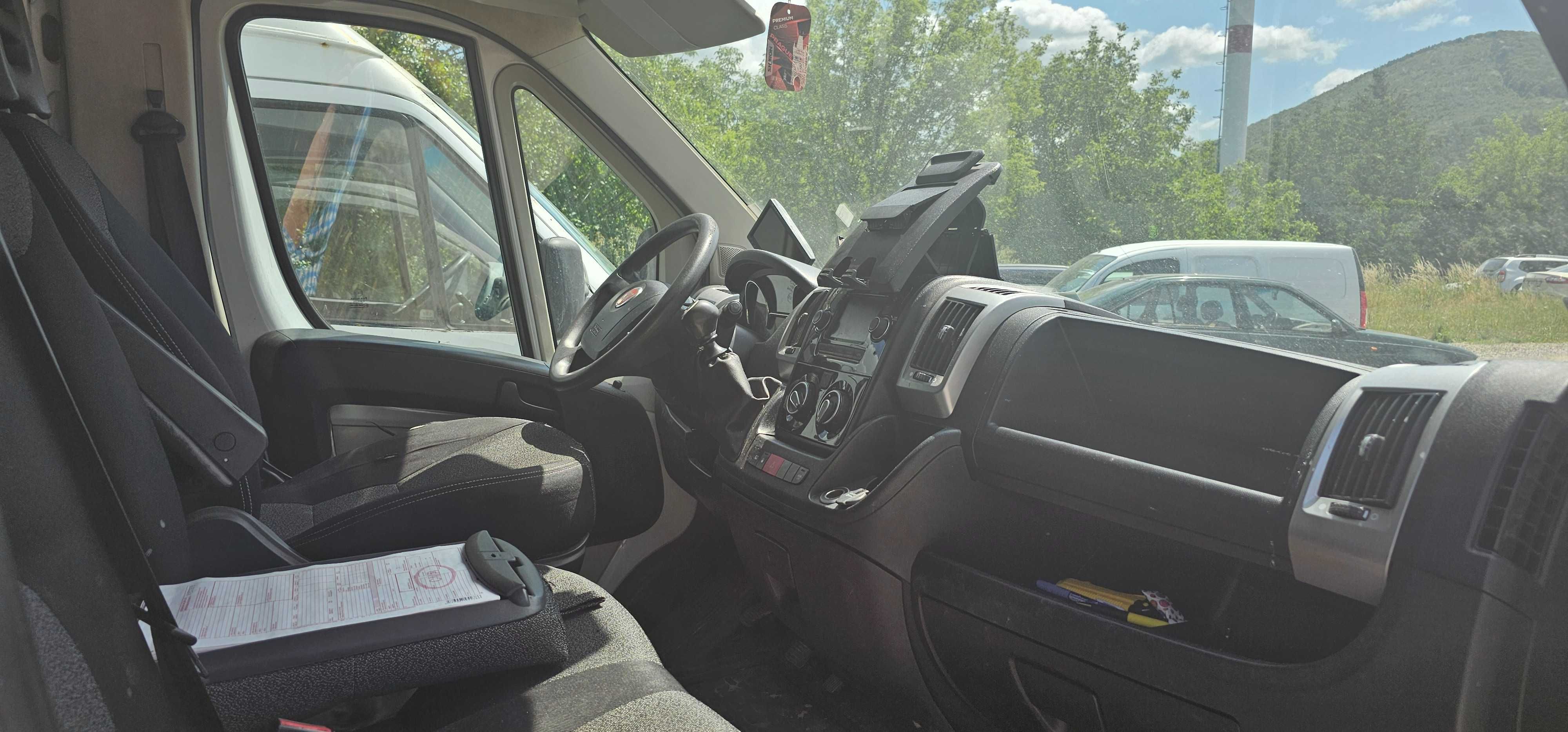 Fiat Ducato 2016 – kontener z windą, 2.3 Diesel, – gotowy do pracy!