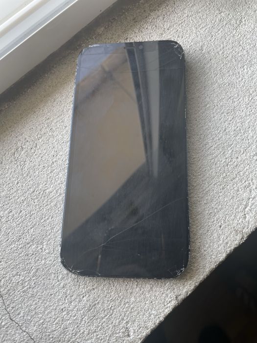 Iphone 12 mini no estado que se encontra