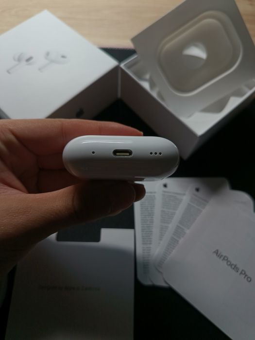 Apple AirPods pro 2