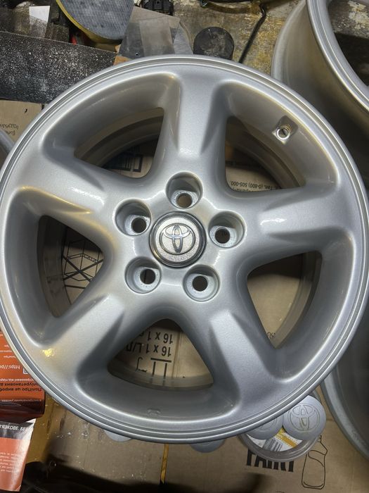 Диски оригинал Toyota rav4 2000-2005