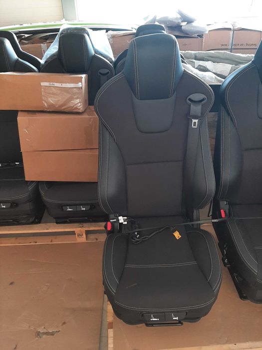 Nowy fotel kierowcy pneumatyczny z obrotnicą do ciezarowki lub kampera