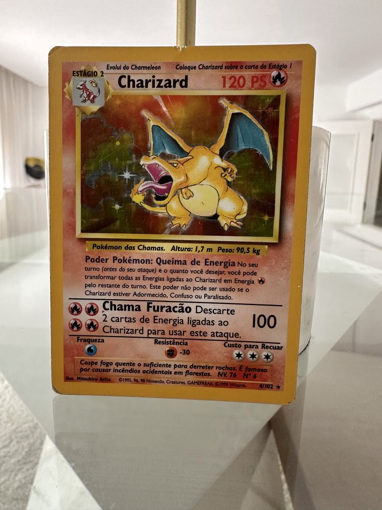 Carta Pokémon Rara - Charizard