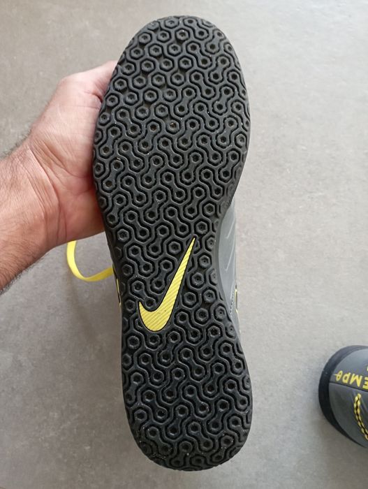 Sapatilhas Nike Tiempo, 46