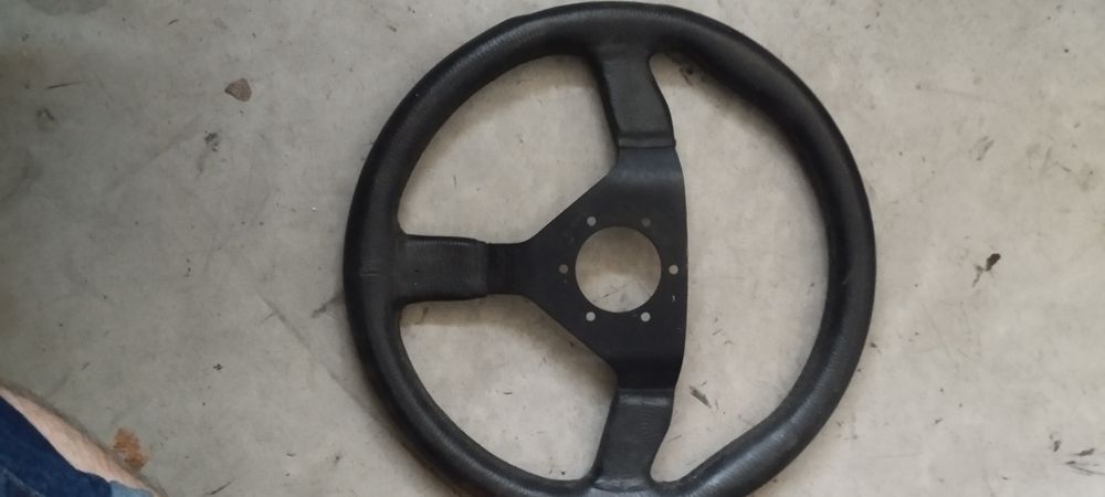 Volante desportivo KD