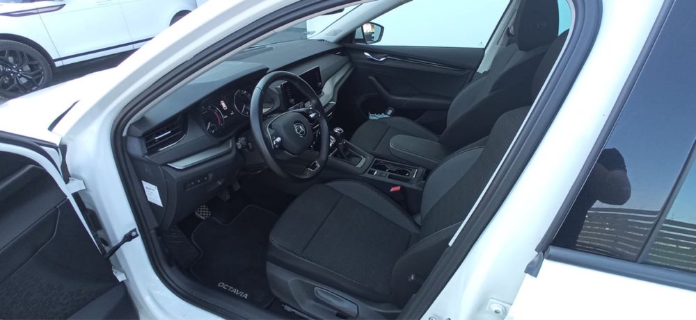 Skoda Octavia 1.5 r. 2021