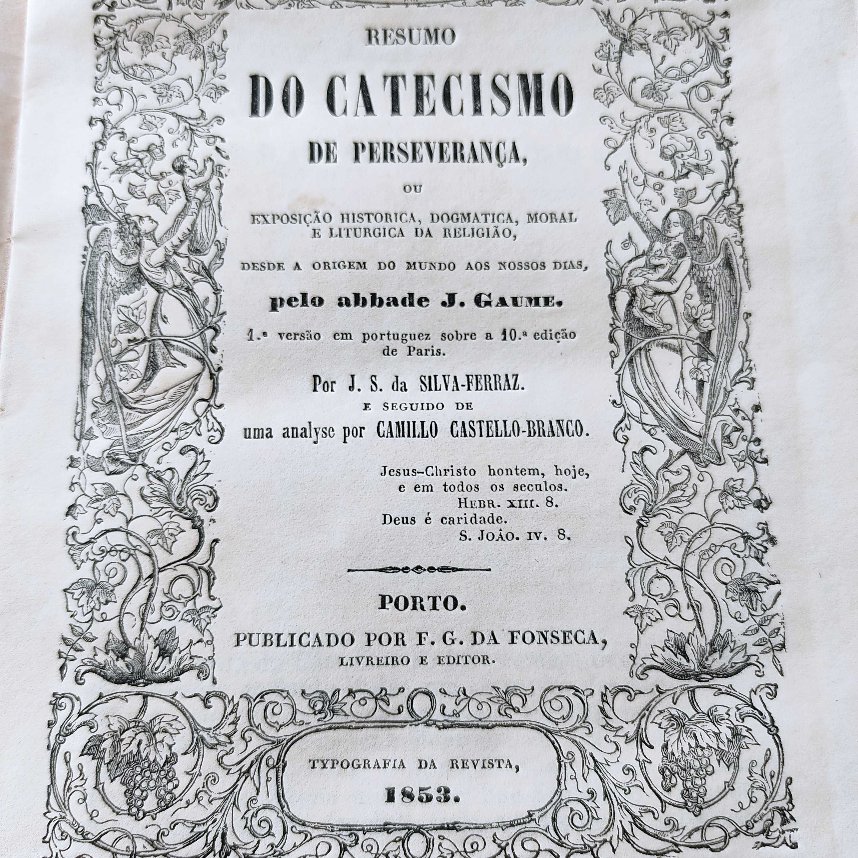 Livro antigo sobre Religião