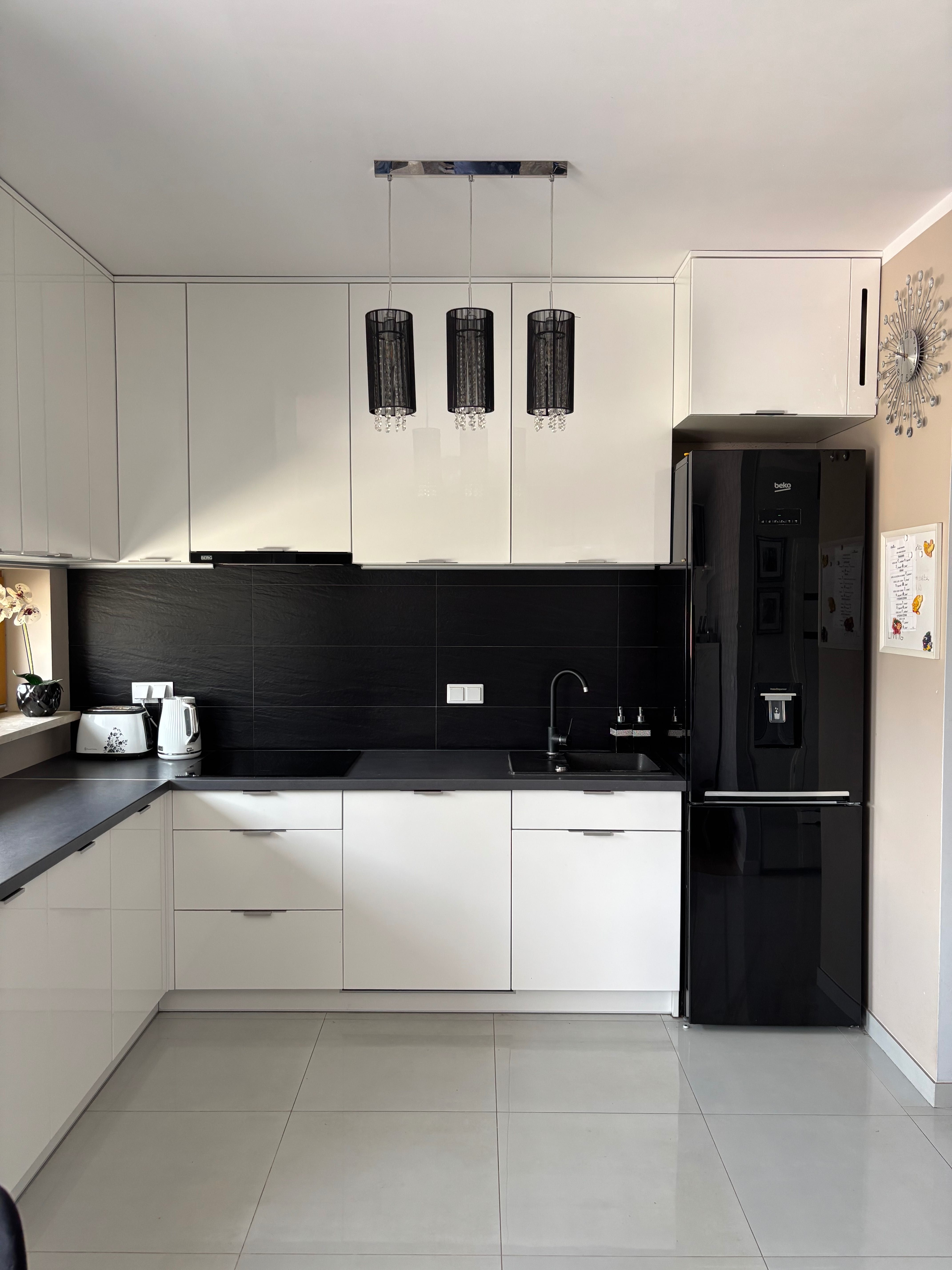 Mieszkanie 65,40m2 3 pokojowe z miejscem garażowym