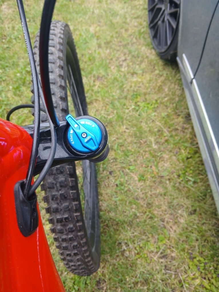 Rower Elektryczny Specialized. W pełni zintegrowany silnik Levo Turbo