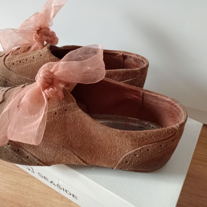 Sapatos camurça verdadeira