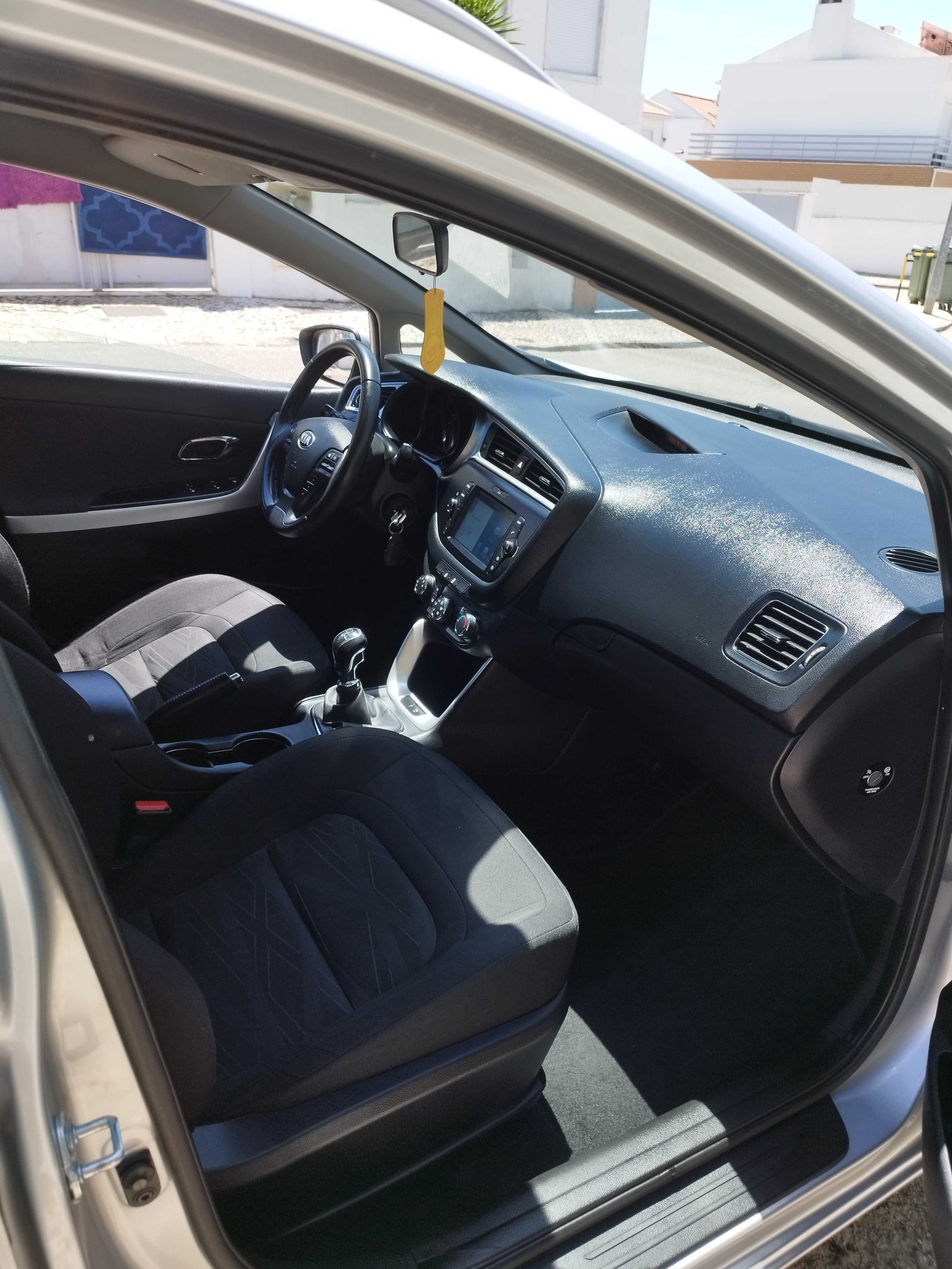Kia Ceed sw 2017 1.6 nav line