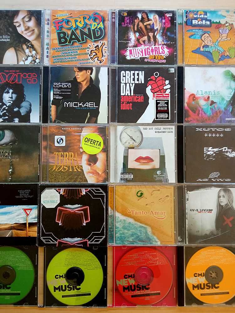 CDs Originais - Alguns só as capas, sem os CDs