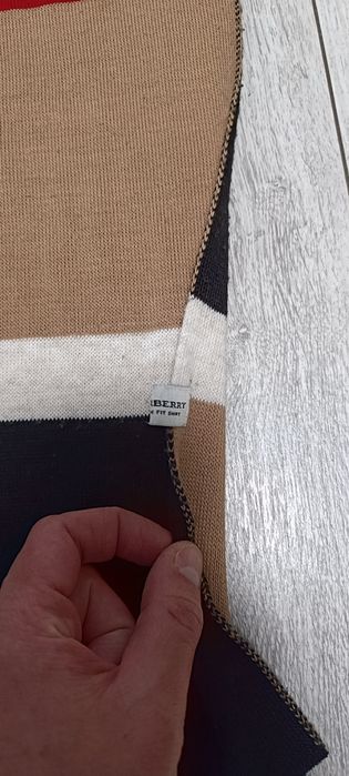 Накидка Burberry жіноча